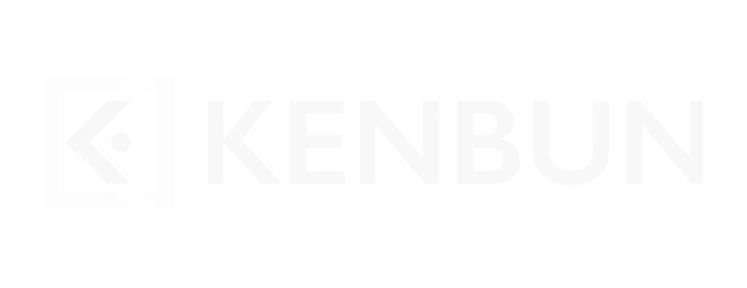 Logo der Marke Kenbun: links ein stilisiertes, geometrisches Symbol in Weiß, rechts der Schriftzug ‚KENBUN‘ in weißen Großbuchstaben auf schwarzem Hintergrund.
